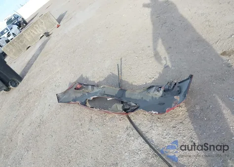 2016 Ford Focus Titanium z USA, uszkodzony, nr VIN 1FADP3N27GL256143